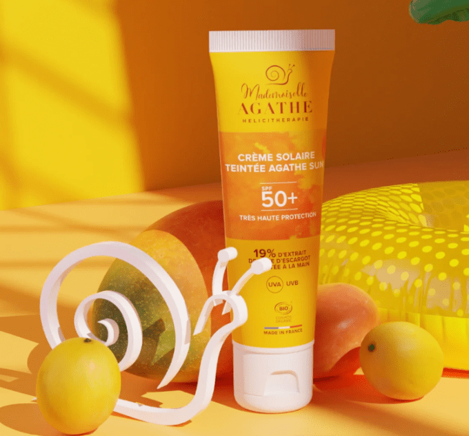 Crème solaire à la bave d'escargot teinté 50+
